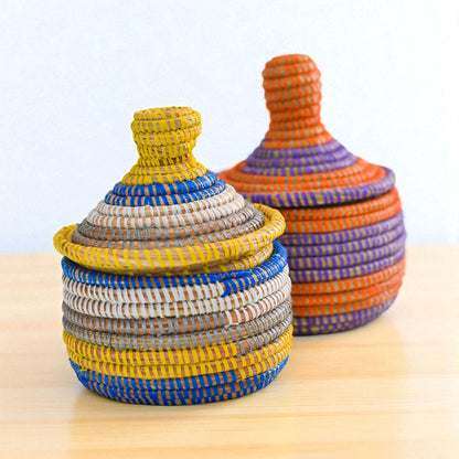 Petit panier en vannerie